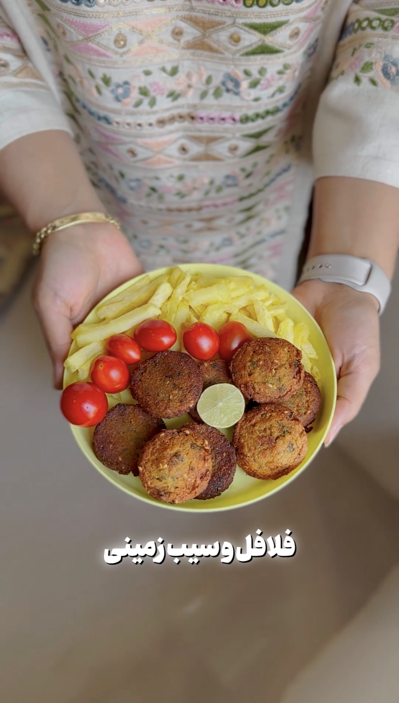 فلافل نیم کیلویی نیمه آماده